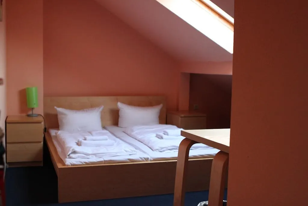 Fair Hotel Gallus contacts