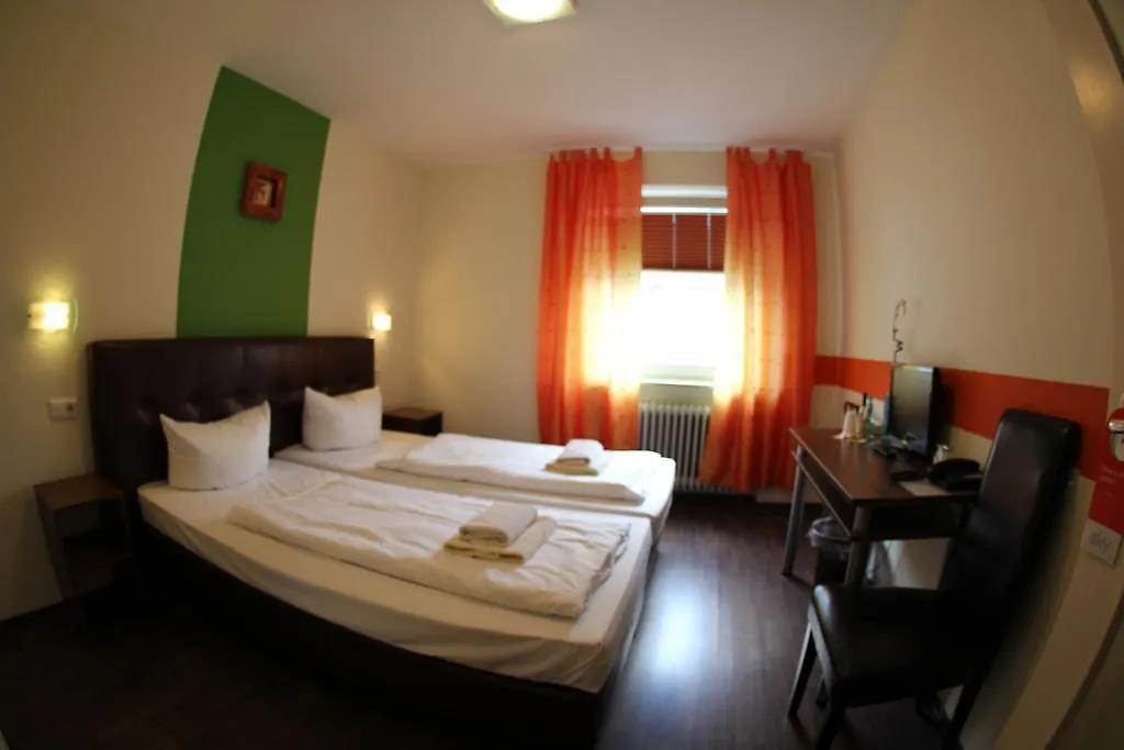 Fair Hotel Gallus Frankfurt am Main 3*,